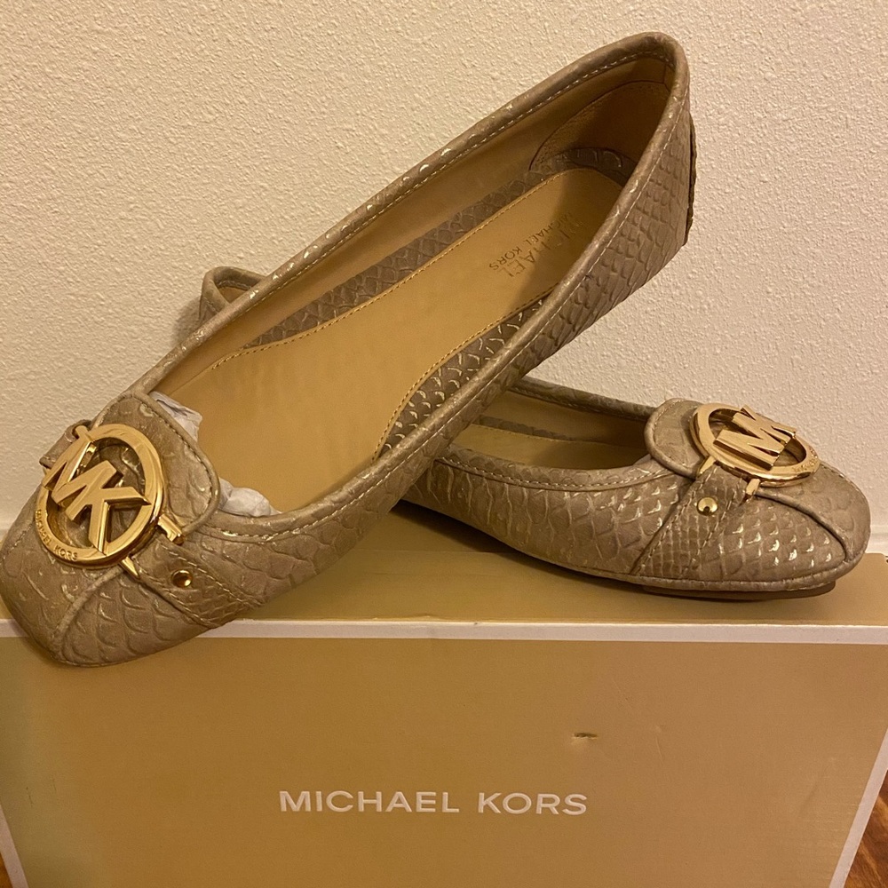 MK Metallic Embossed Leather